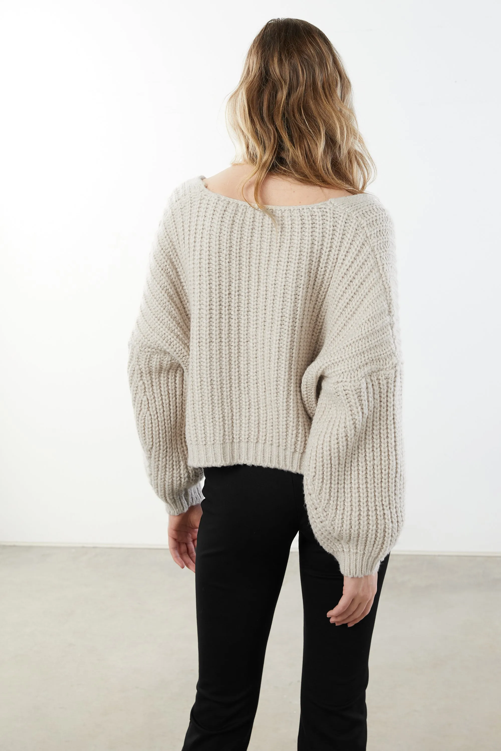 CROPPED BUTTON FRONT CARDIGAN