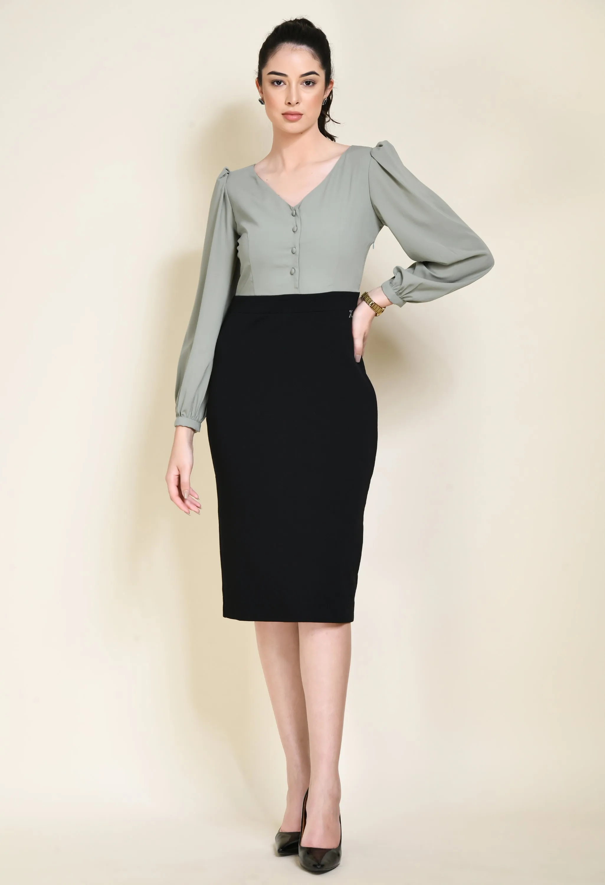 Exude Style Colour Blocked Sheath Dress (Black   Pista Green)