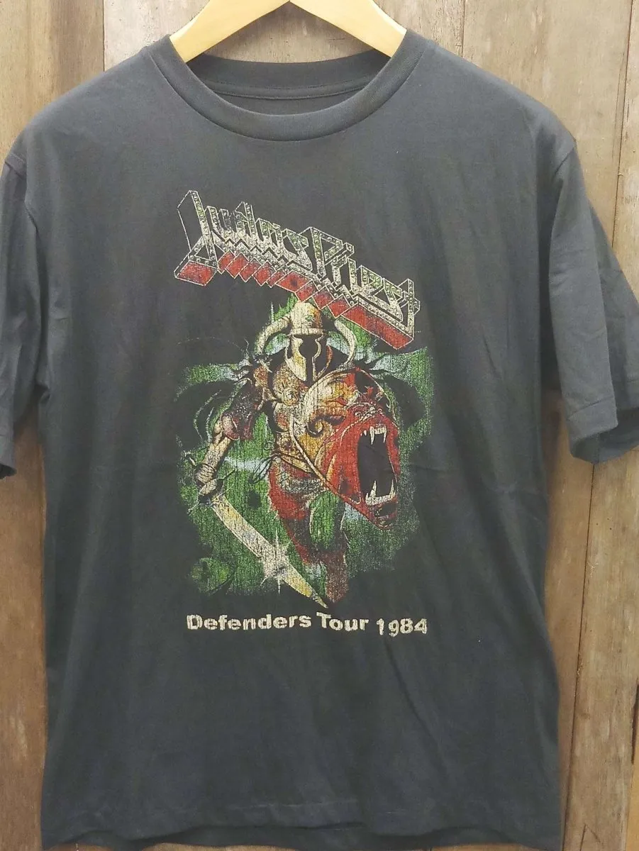 Judas Priest 'Defenders Tour 1984' T-Shirt: A Tribute to Rock Legacy