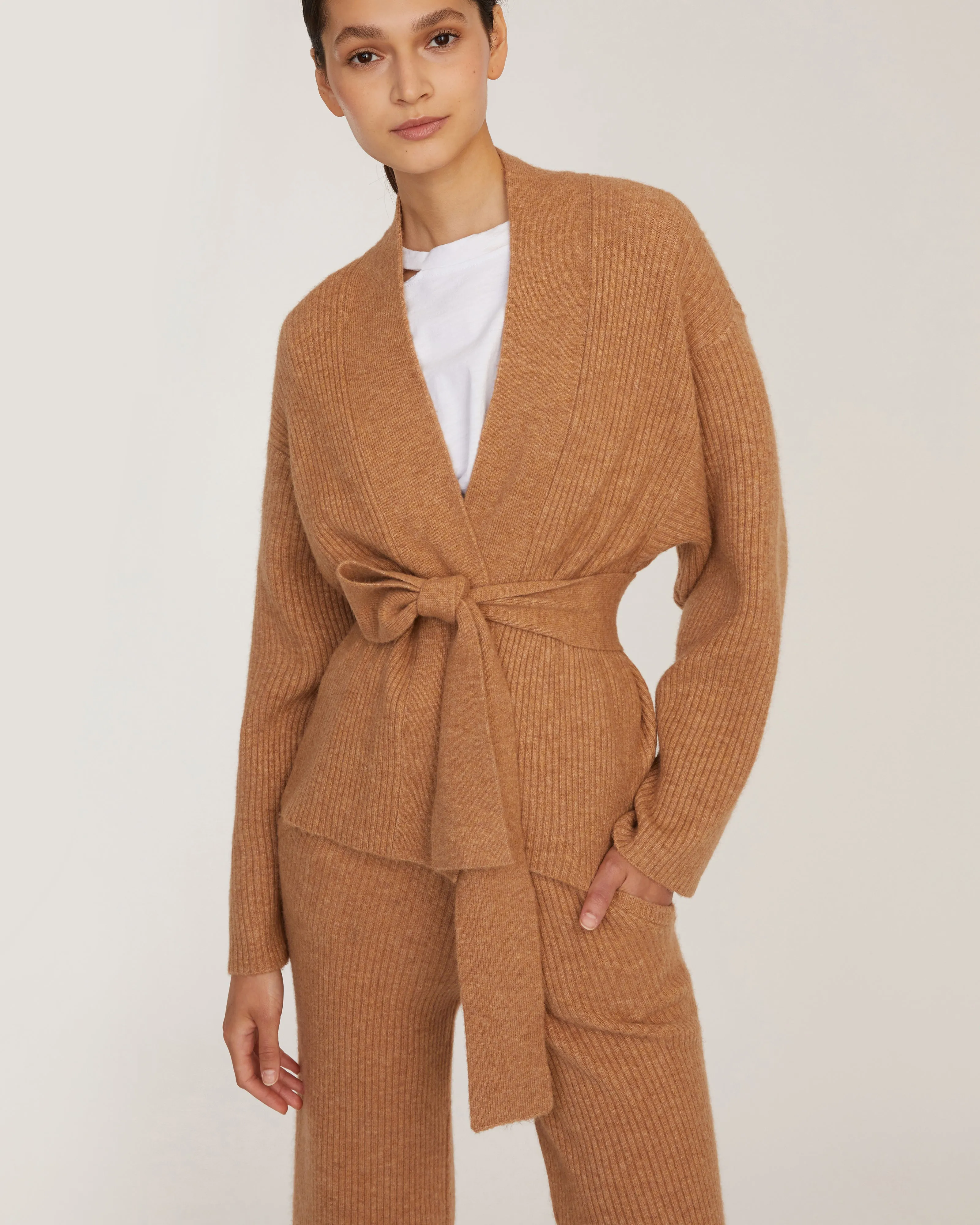 Kyrie Cashmere Blend Cropped Cardigan in Camel