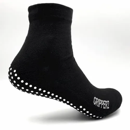 Maxi Hospital Non-Slip Socks in Black