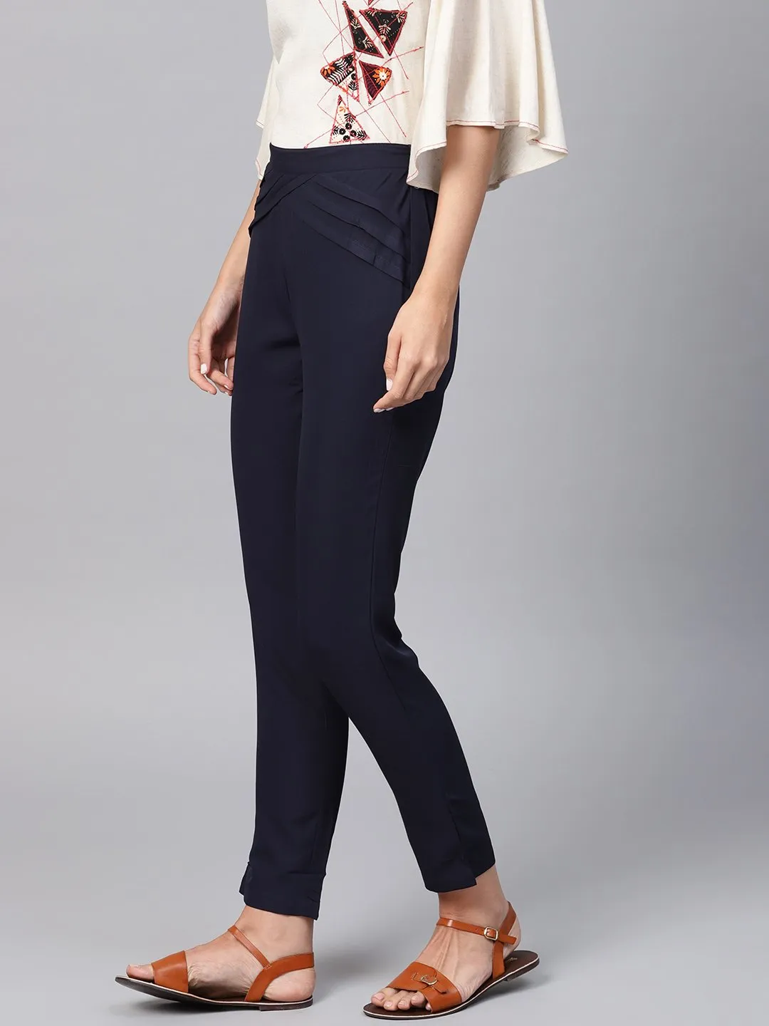 Navy Blue Detailed Pleated Pants