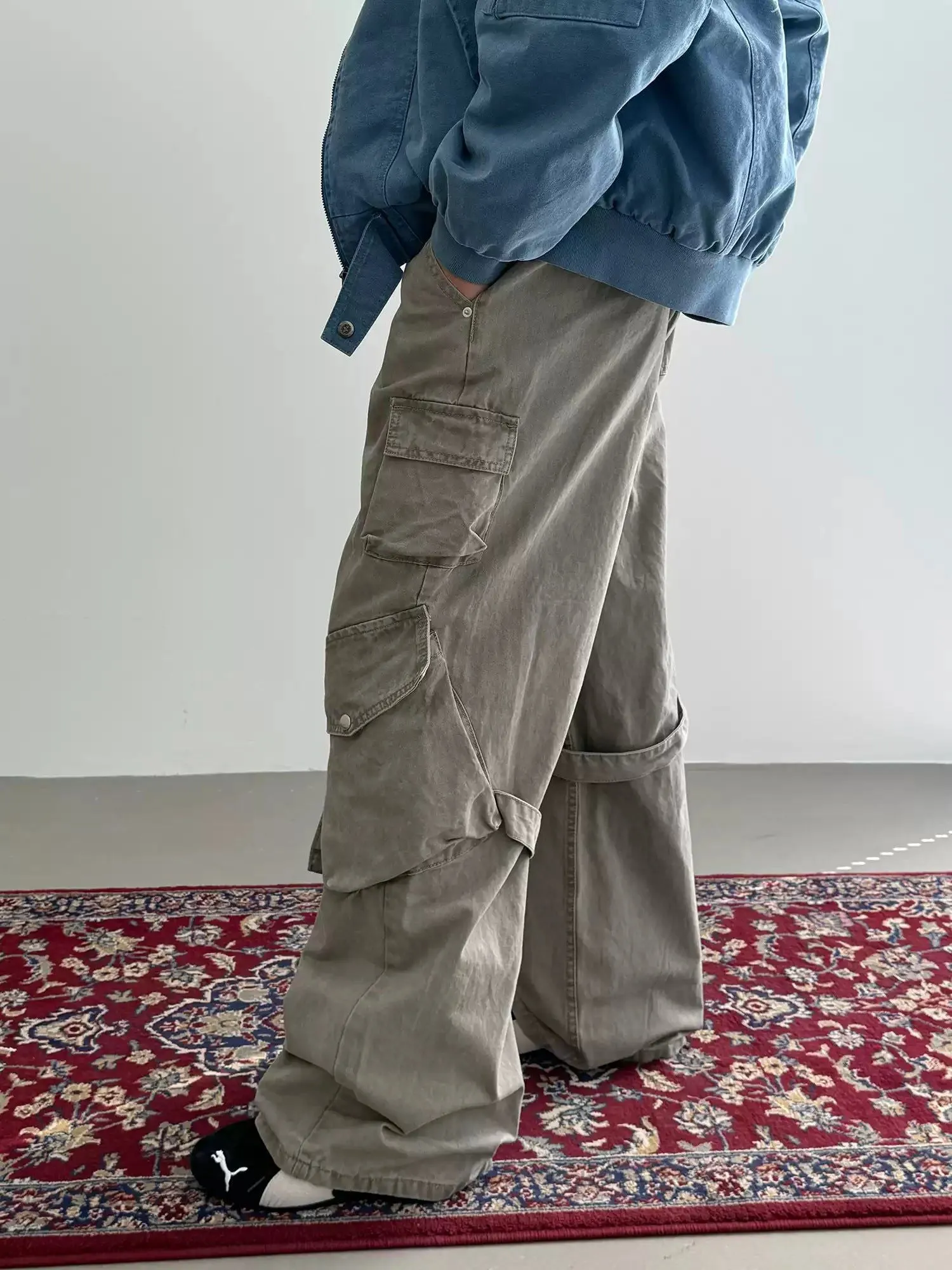 Nine Washed Loose Strap Cargo Pants